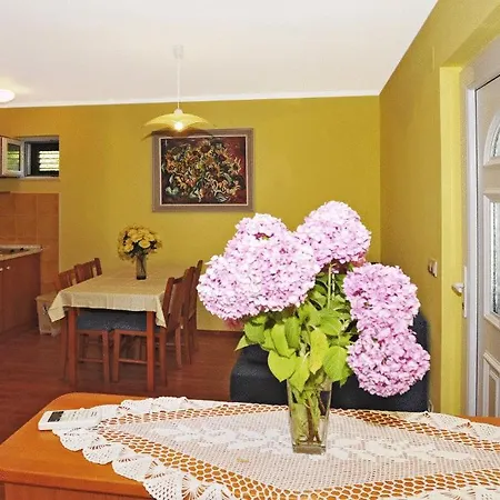 Myrta Apartment